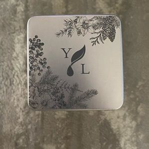 Young Living 2019 Holiday Lip Balm four pack